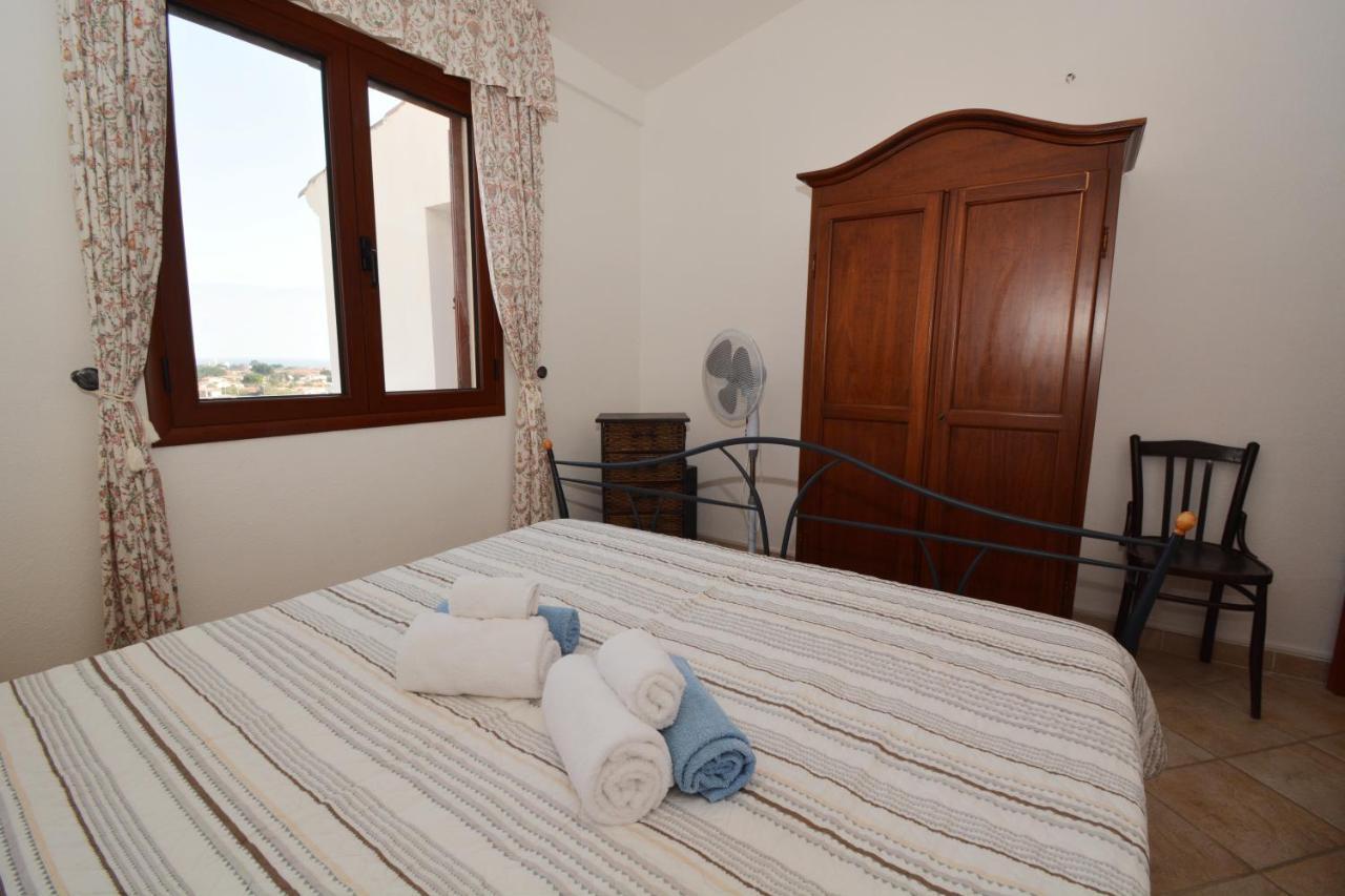 Citai Con Splendida Vista Mare Lejlighed San Teodoro  Eksteriør billede